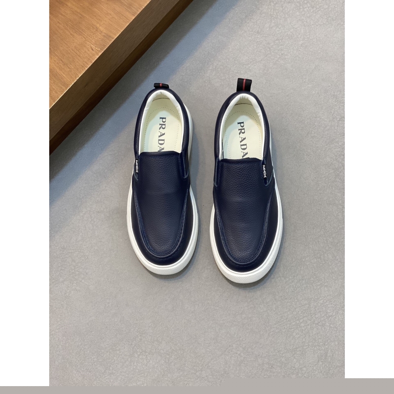 Pra*a casual shoes